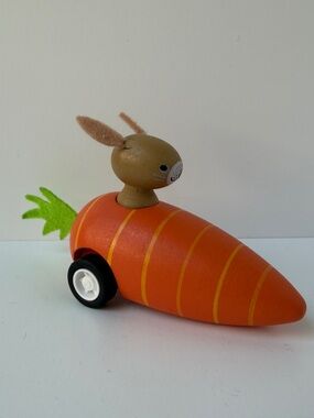 Wooden Toy Bunny Wind-up Carrot Car